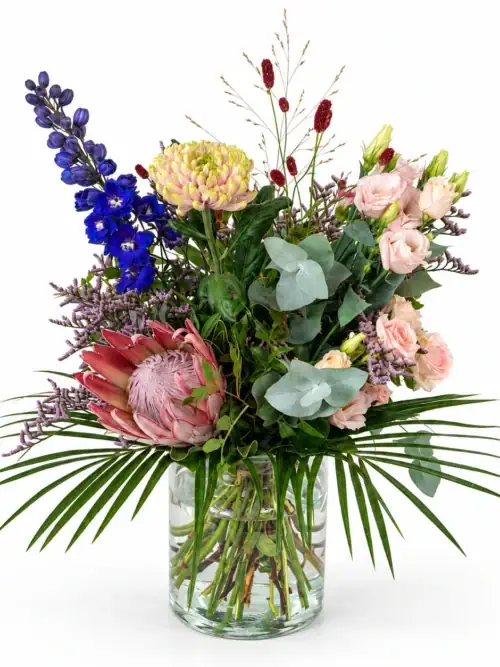 Wiesenstrauß mit Königsprotea – Floria Blumen Mönchengladbach Wiesenstrauß mit Königsprotea – Floria Blumen Mönchengladbach